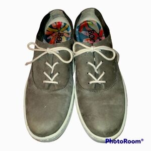 Born* Smooth Suede Leather Sneakers* Gray* Sz 9